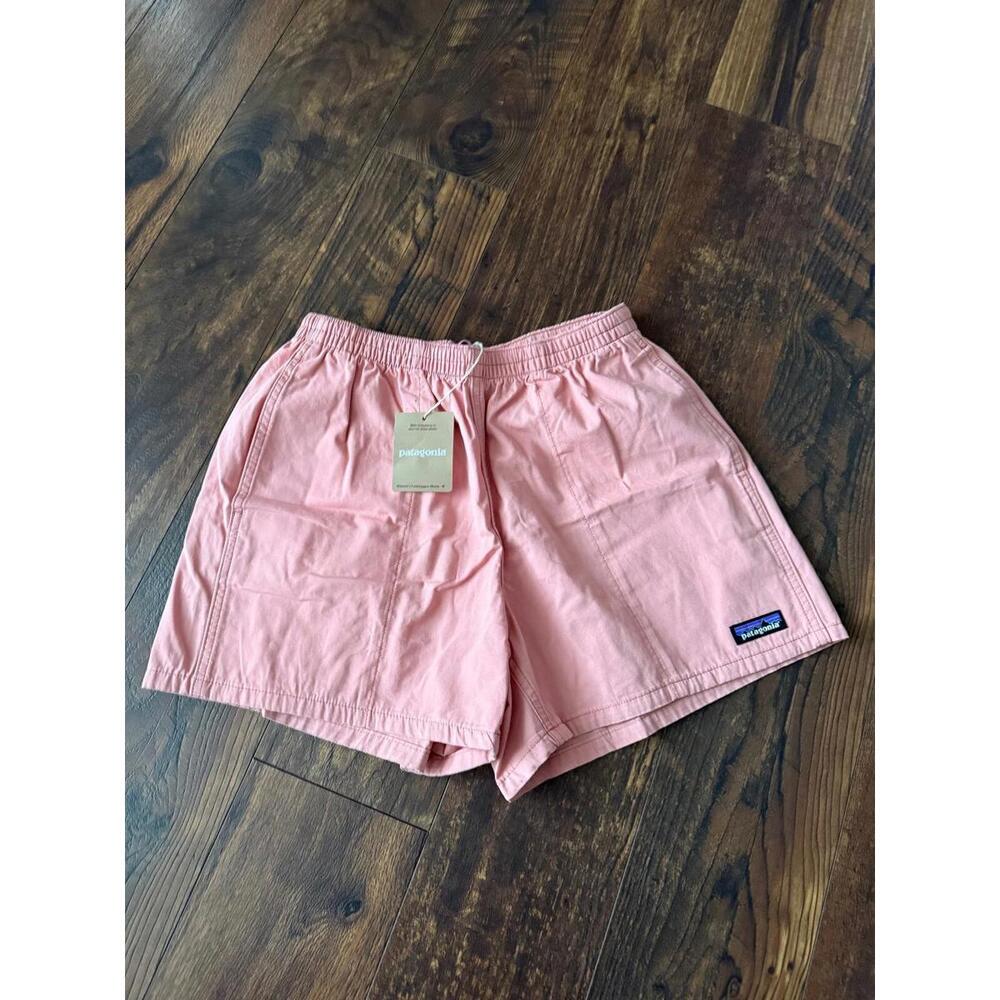 NEW Patagonia Women's Funhoggers Shorts 4" Sunfade Pink SZ XSmall